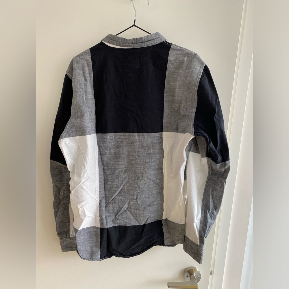 Guess Casual Squared Shirt - Picture 2 of 3